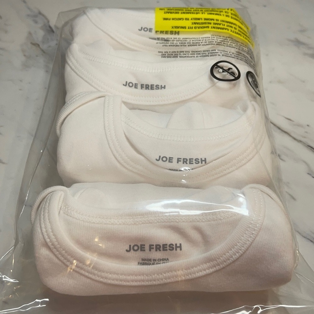 Joe Fresh 12-18m Newborn Baby 4 Pack White Cotton Bodysuit Set